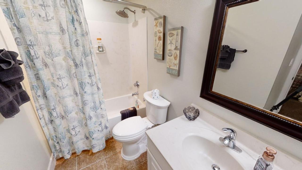 Tidewater 1602 Holiday home *